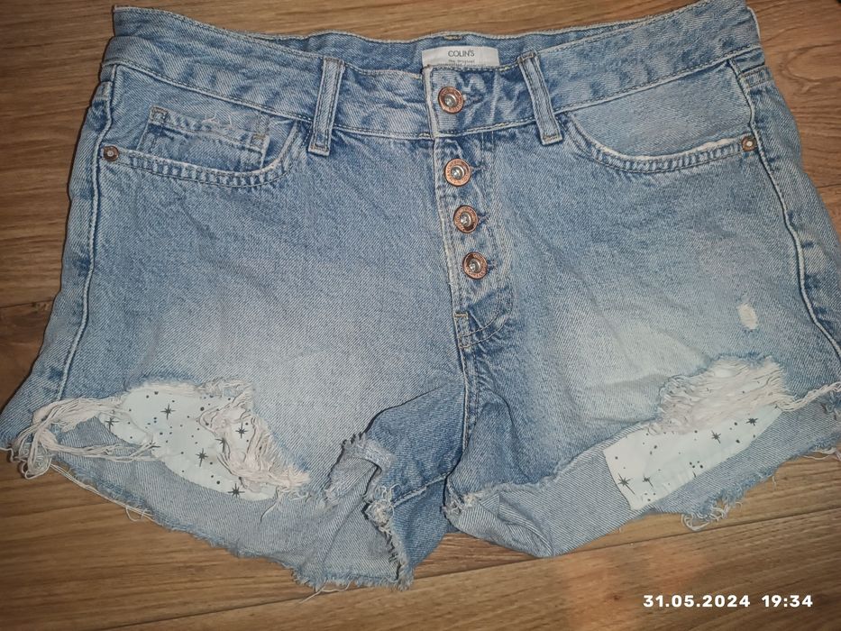 джинсовые голубые шорты