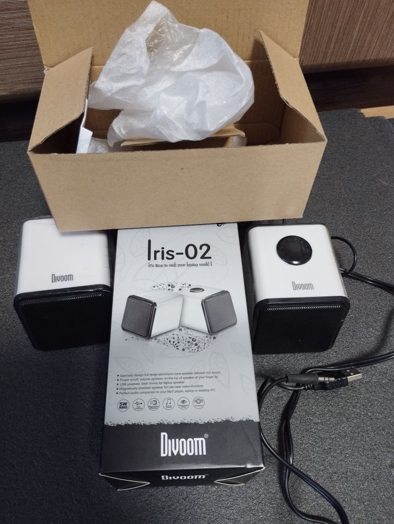 Акустическая система Iris 02 Divoom (Iris-02 USB, white)