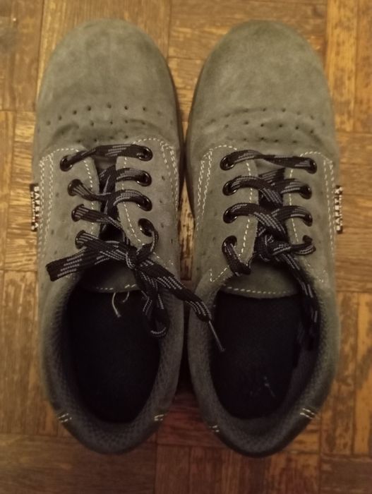 Buty robocze żelazny nos 35 rozmiar
