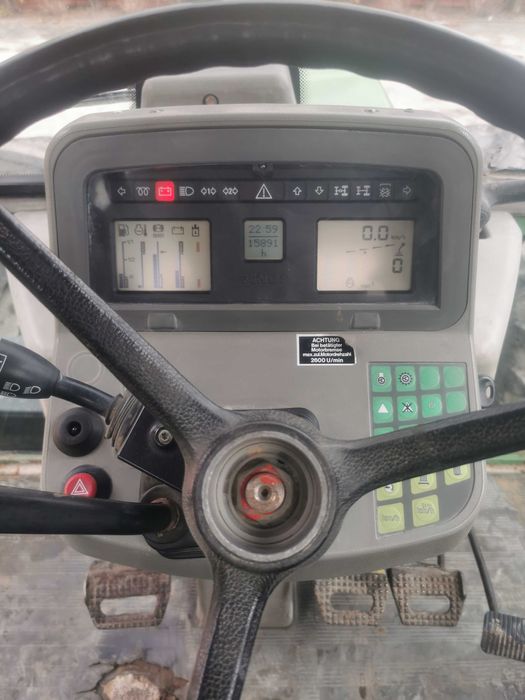 Ciągnik Fendt Favorit 512 c turboshift