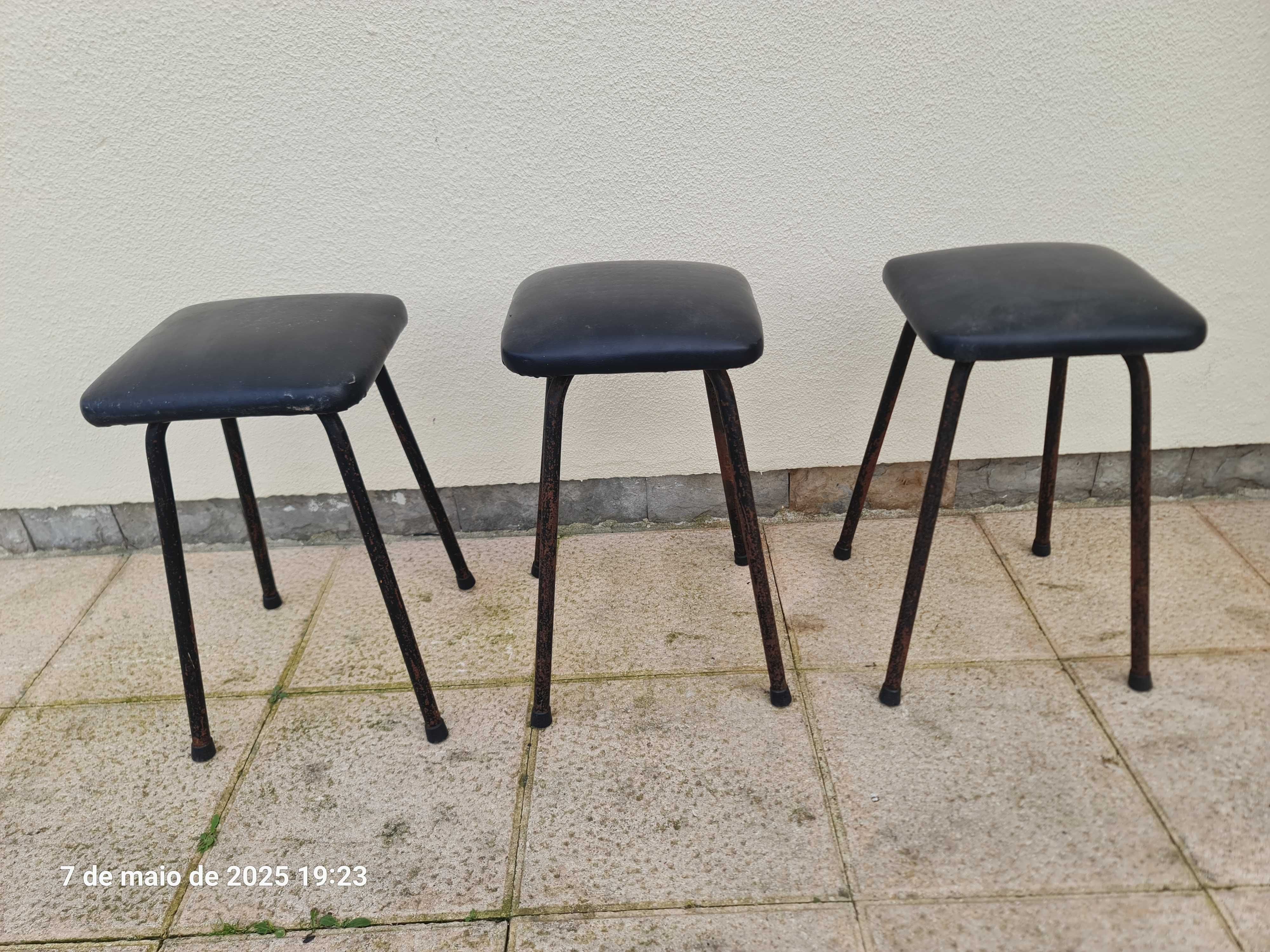 4 bancos em ferro - Nº 1