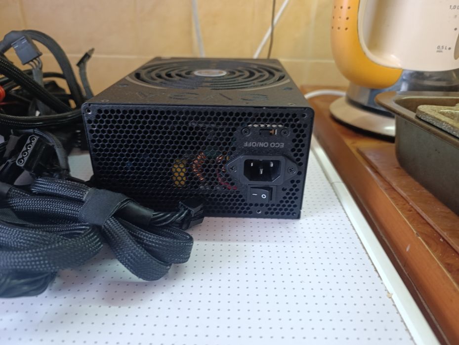 Блок живлення EVGA SuperNOVA 1200W