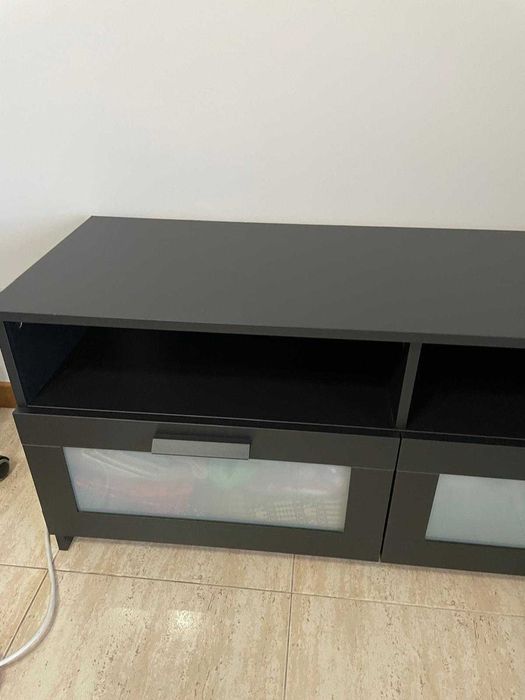 Móvel de TV com 2 gavetas