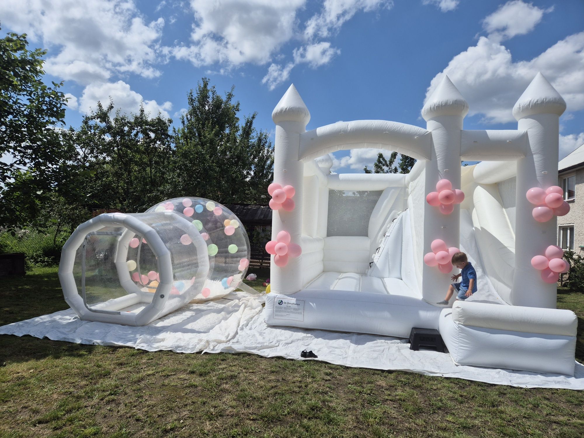 Zamek dmuchany i kula Bubble House
