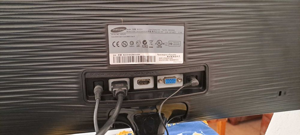 SÓ 20 EUROS - Monitor 22" com 2x HDMI