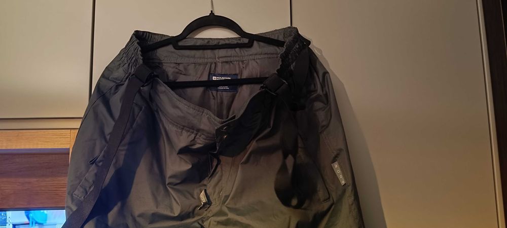 Spodnie  narciarskie Mountain Warehouse rozmiar XL