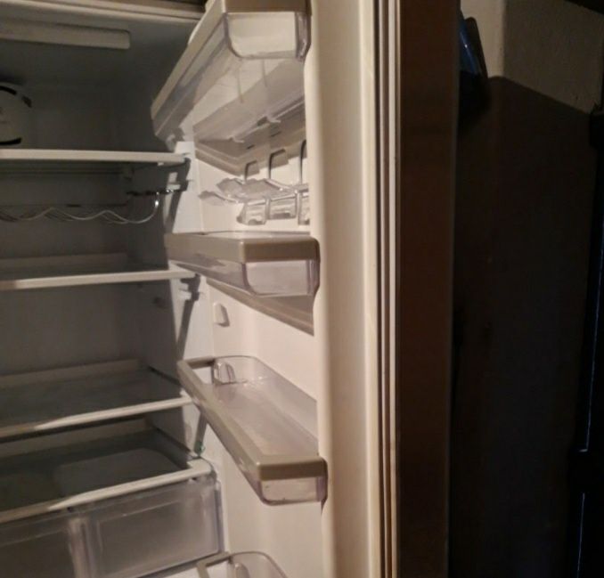 Boczne półki do lodówki Hotpoint Ariston