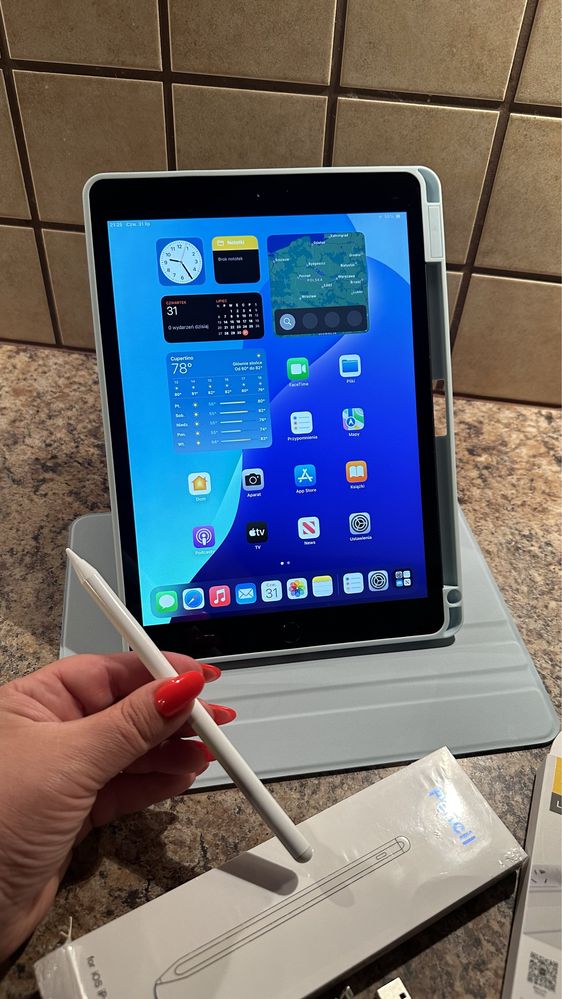 Tablet iPad Apple Retina 10” — TOUCH ID - PROCREATE