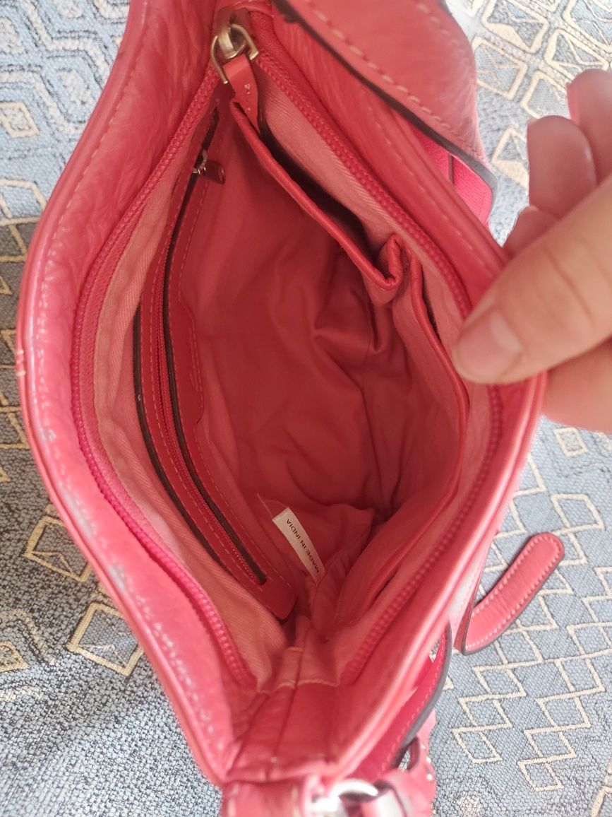 Clarks różowa torebka skórzana crossbody listonoszka skóra naturalna