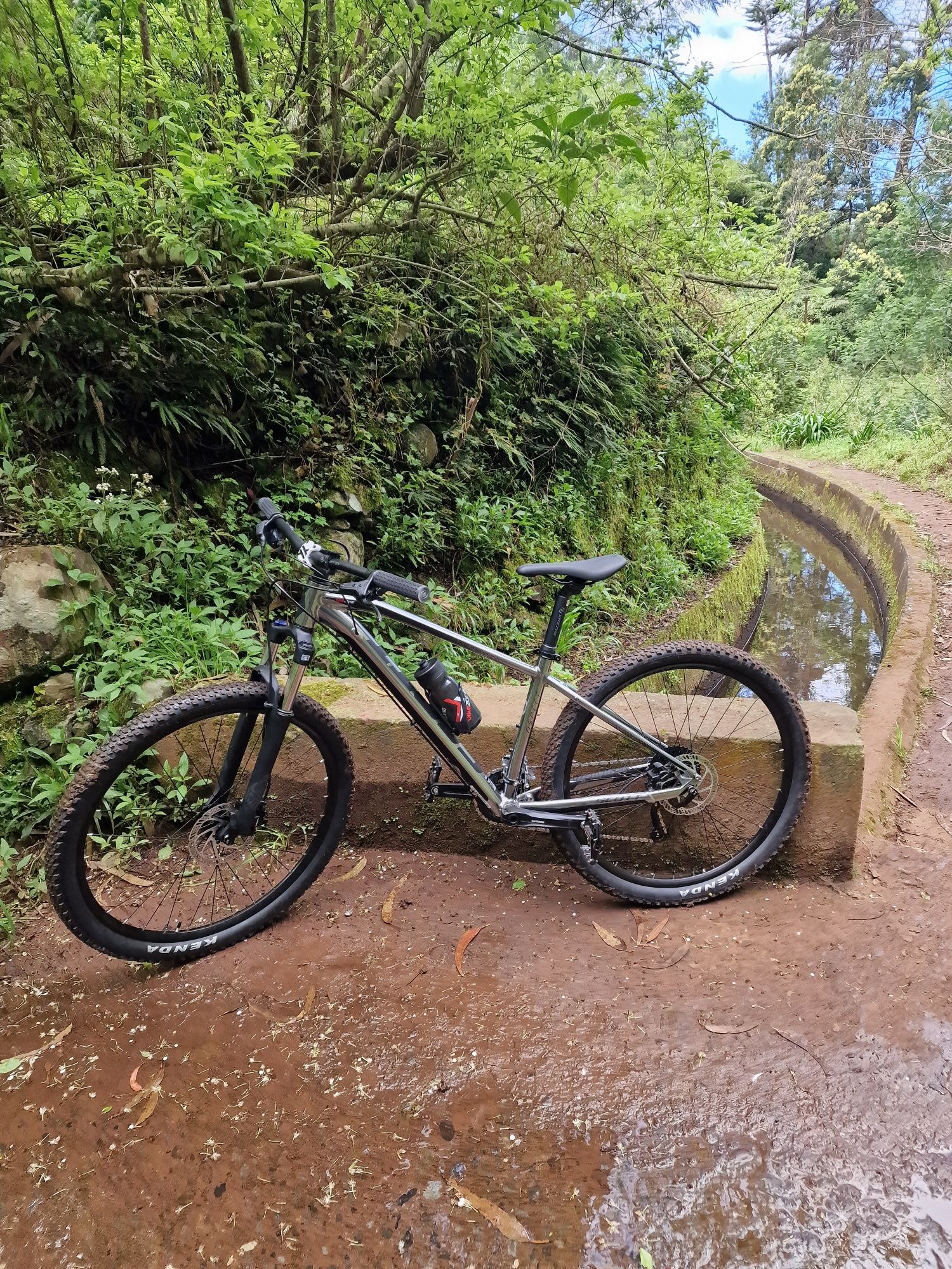 Scott aspect 750