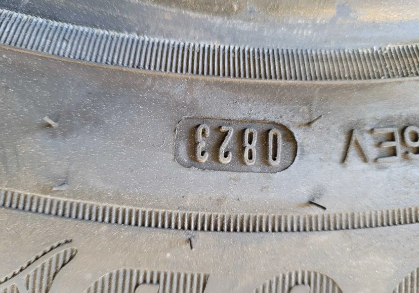 215 65 r16 c Goodyear