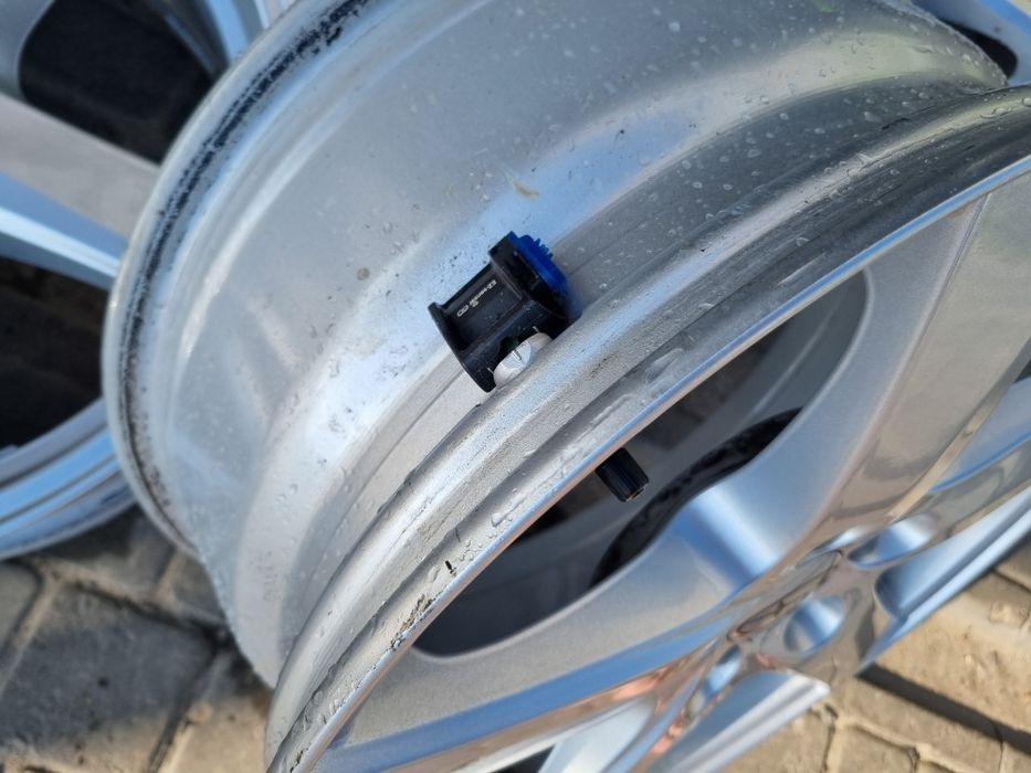 Диски 5×100 r17 et48 SUBARU