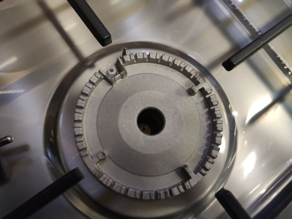 Поверхность варочная газовая GRUNHELM GHIW 0427MI нержавейка