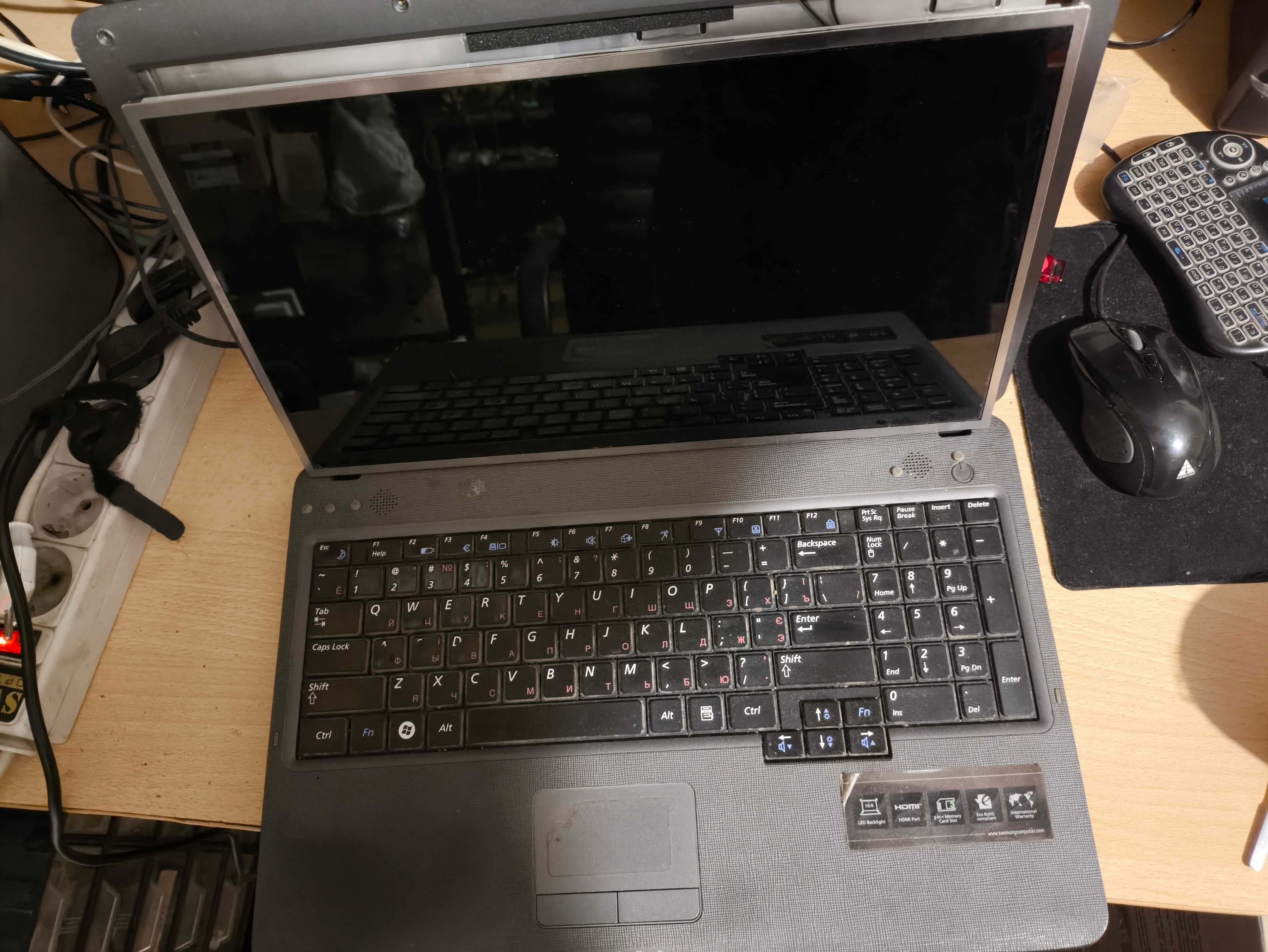 Разбор samsung r528