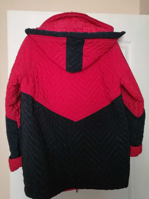 Куртка жіноча. Розмір 48-50