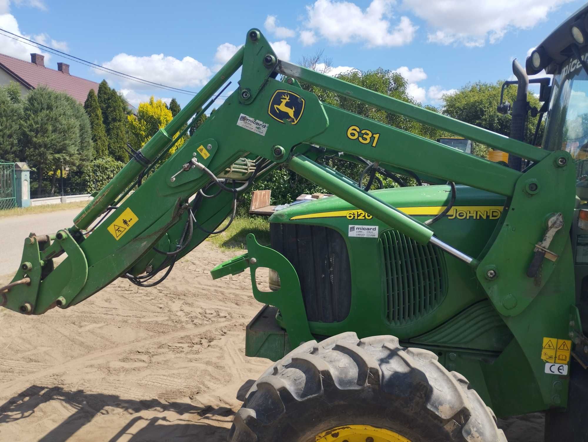 Ładowacz czołowy John Deere 631 , tur