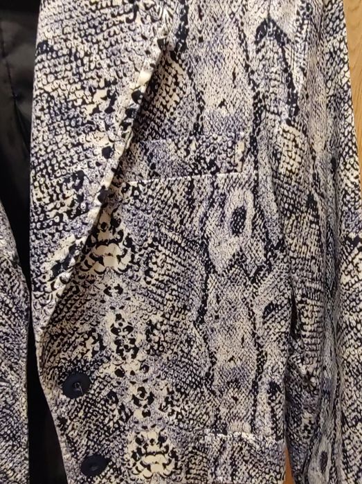 Żakiet damski motyw węża