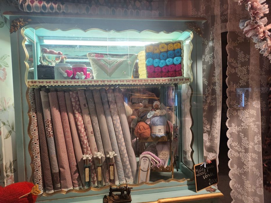 Vitrine de montra de ret rosaria