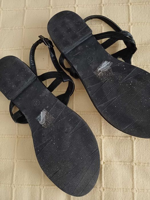 Sandálias Seaside Mulher - Pretas, Tamanho 39, Usadas em Bom Estado