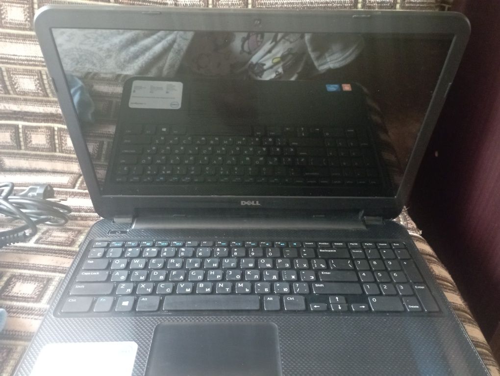 Продам ноутбук Dell Inspiron 3521 ЧИТАЙТЕ ОПИС