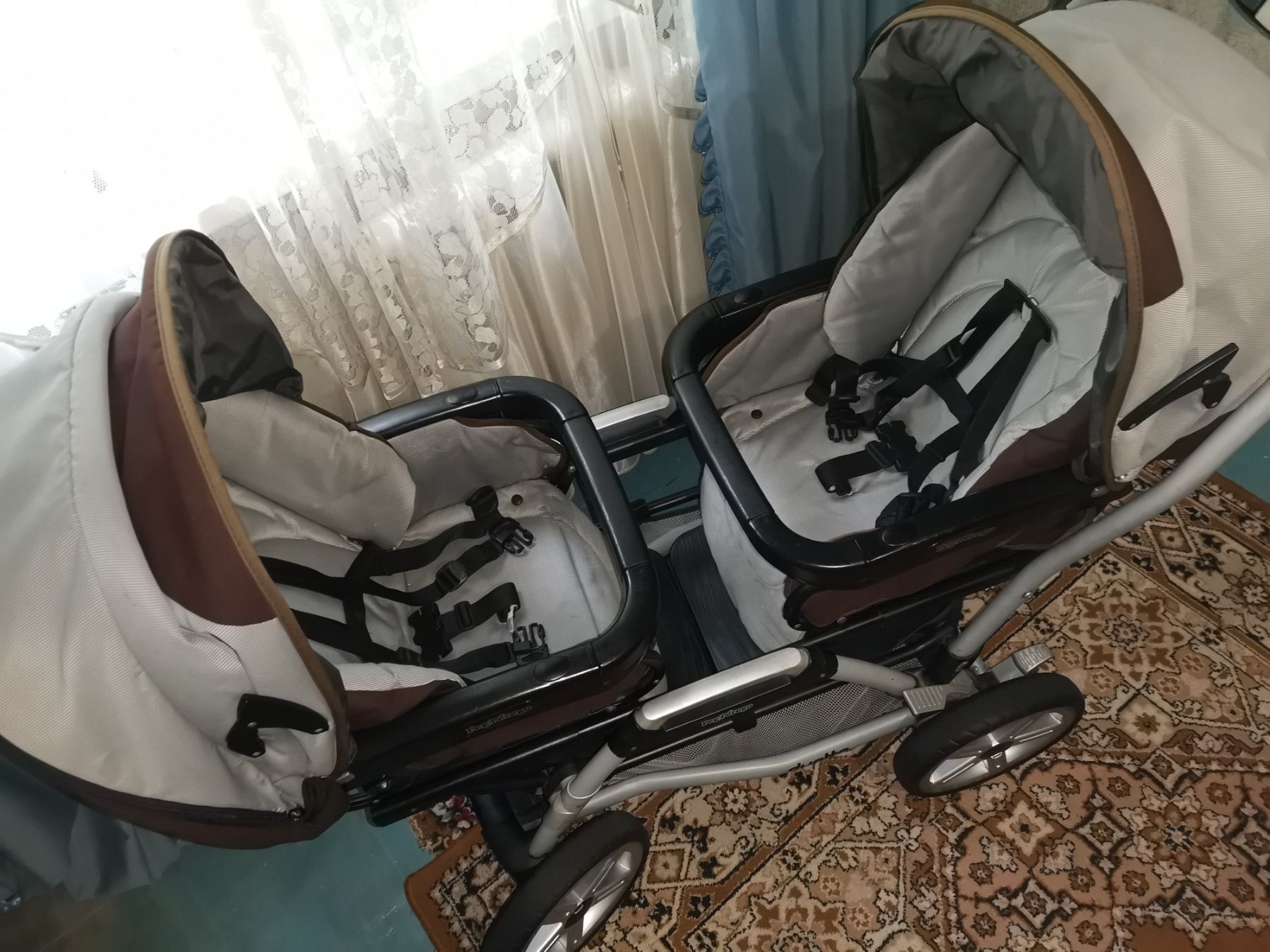 Коляска для двойни прогулочная