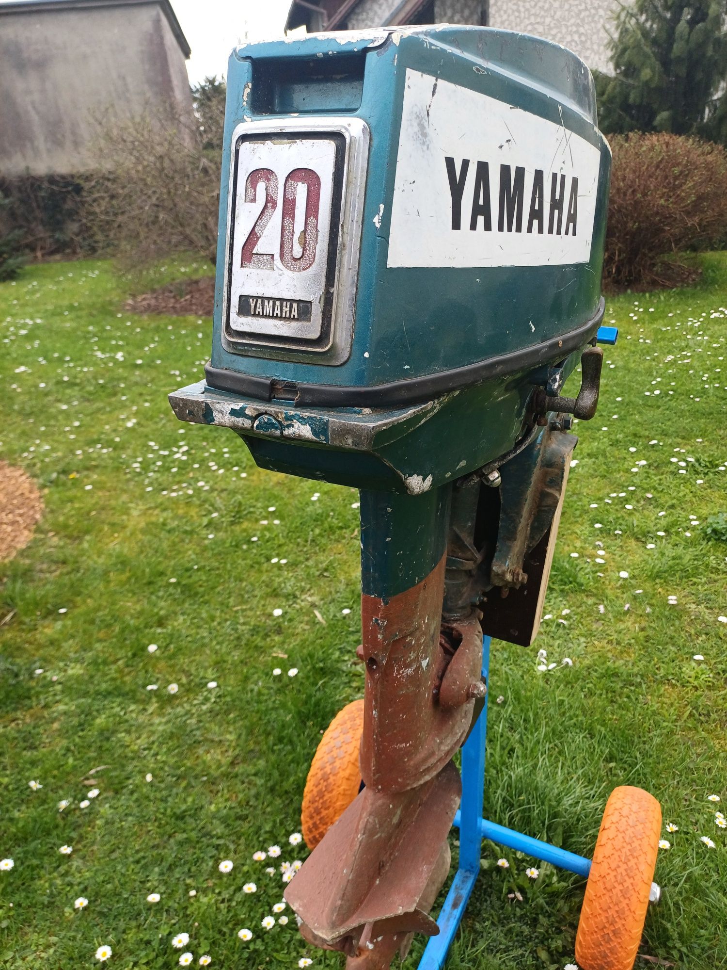 Silnik zaburtowy Yamaha 20
