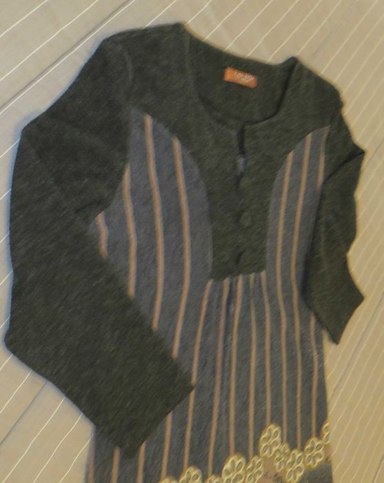 Vestido Solto Marca: LNS d´ór Paris, Tamanho M/L - Como Novo