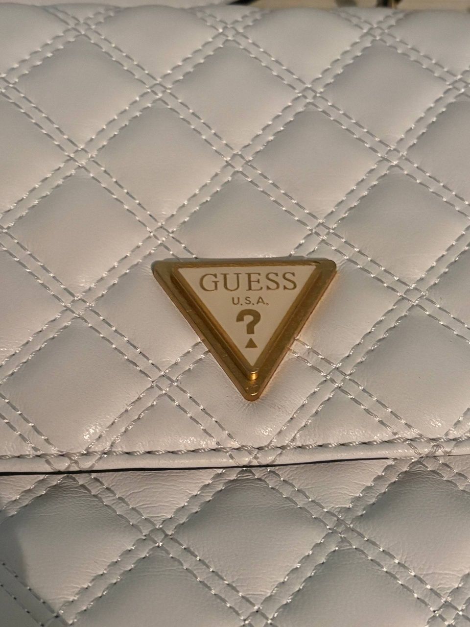 Жіноча сумка GUESS Giully
