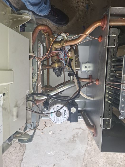 Kocioł piec gazowy Vaillant VU 152/2-5