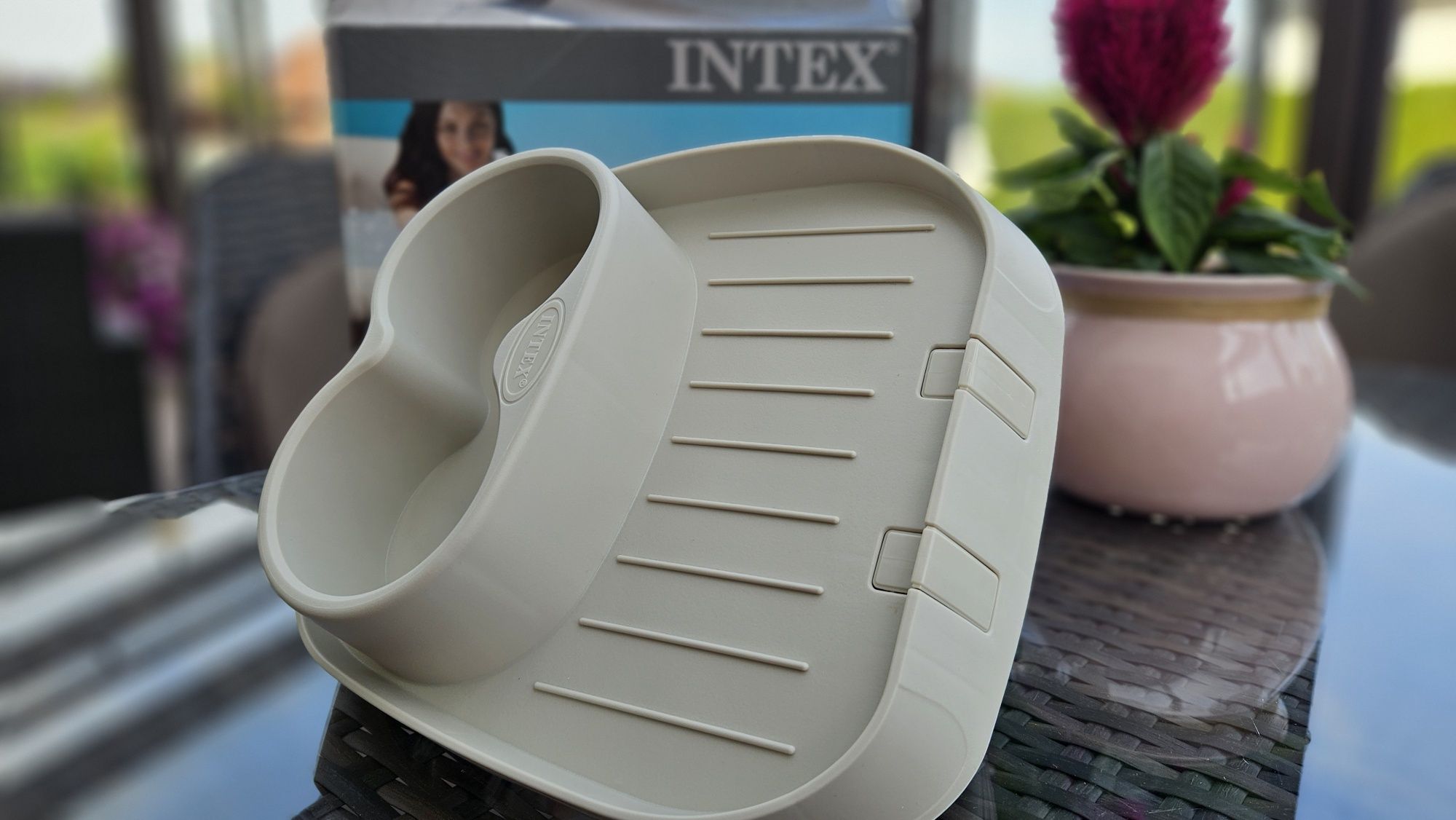 Intex Zdejmowany uchwyt na kubek do wanny z hydromasażem