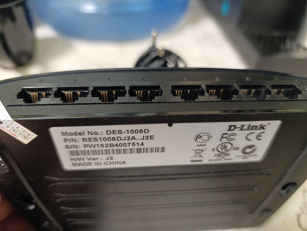 Коммутатор D-Link des1008d