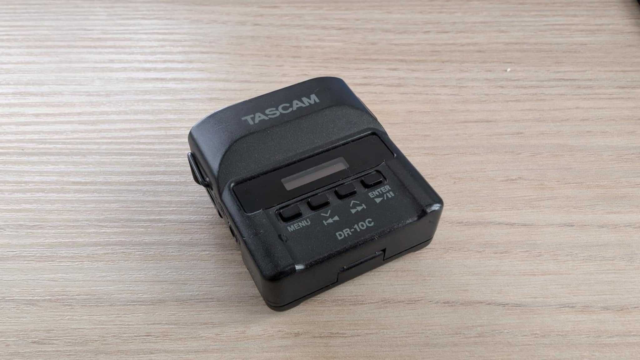 Rejestrator Tascam DR-10C + etui