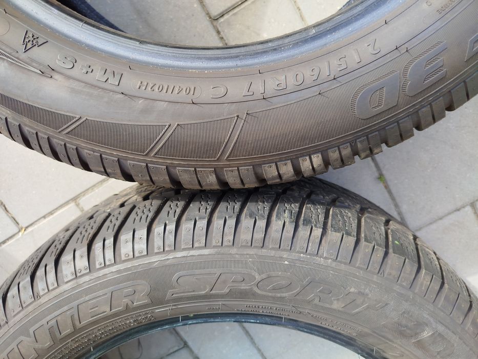 Opony zimowe 215/60 r17 C  2022 r. Dunlop wzmacniana