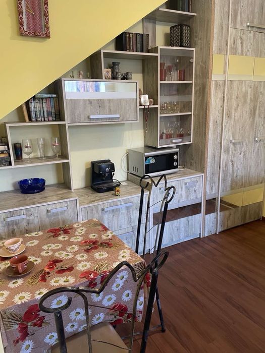 Оренда смарт квартири ком.послуги враховують в ціну сплати оренди міс.