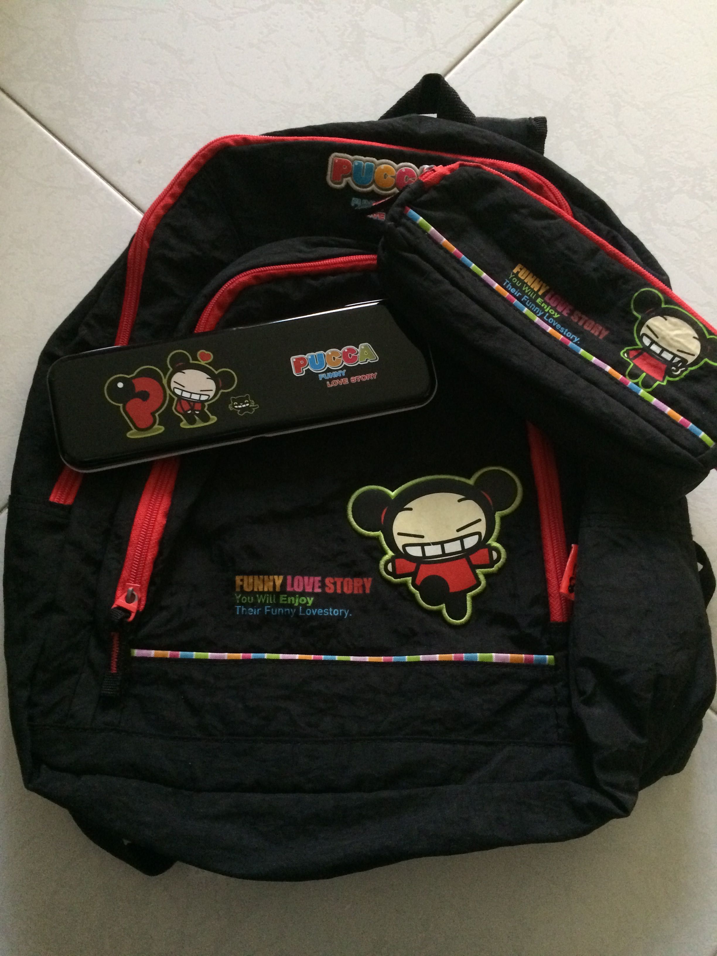 Mochila Escola + Estojos Pucca