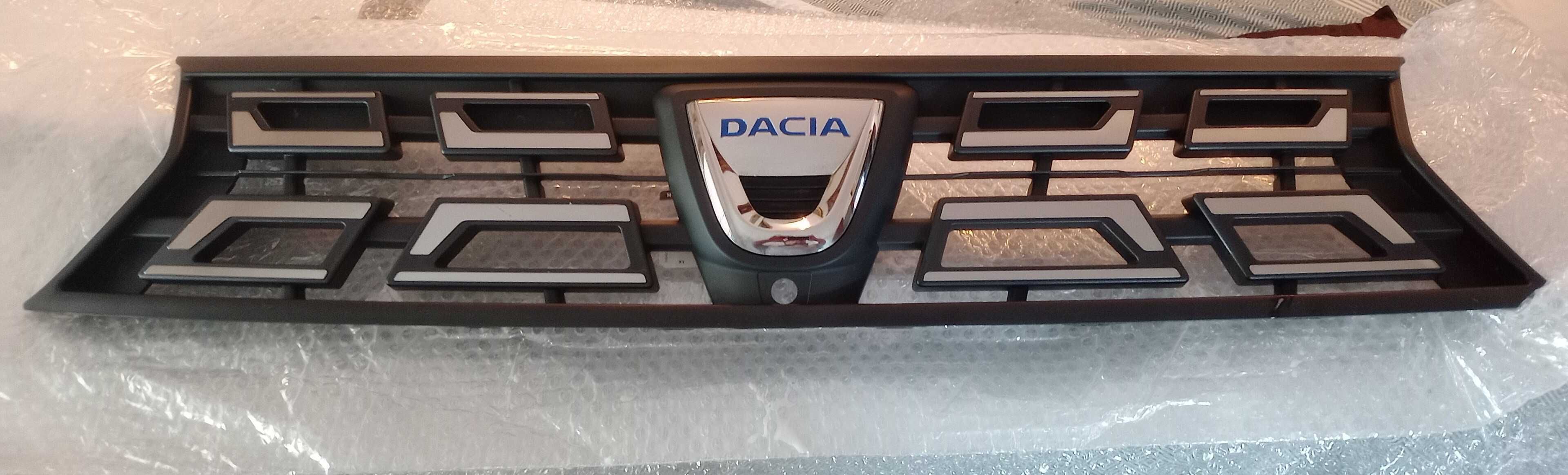 DACIA - DUSTER II - Grelha Frontal - Peça Original DACIA