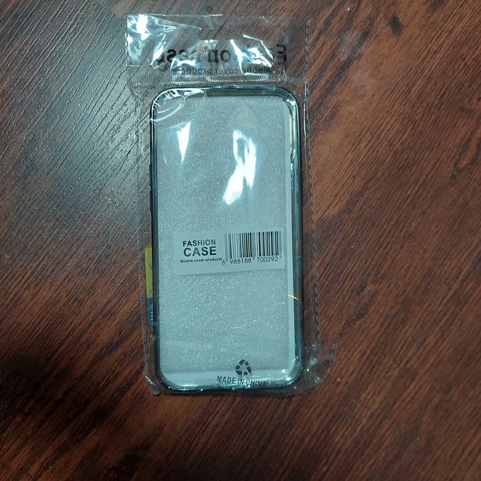 Силиконовый чехол с MagSafe для iPhone 14 Pro Max комфортный, надежный