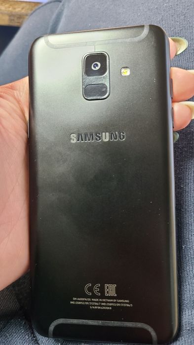Продам Samsung A6 2018