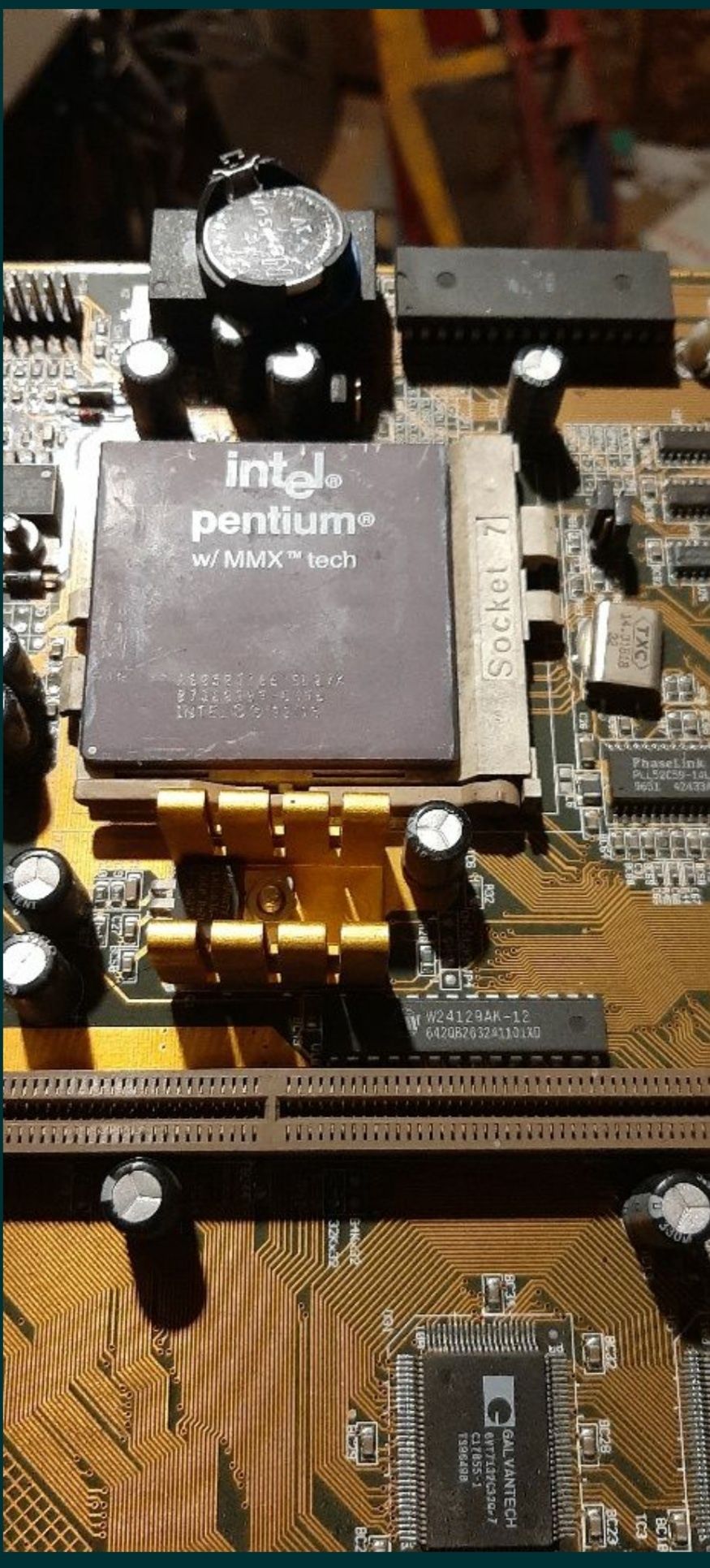 Retro Płyta z procesorem pentium 166mmx 16 ramu Grafika S3