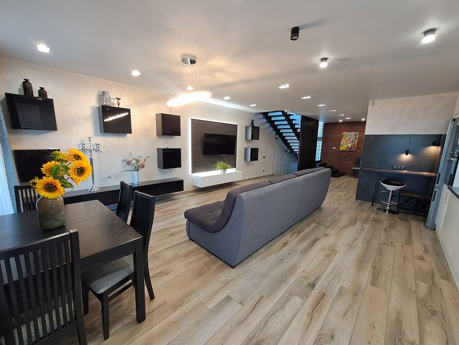 Продаж котеджу в с.Байківці, пров.Б.Хмельницького / Тернопільський р-н