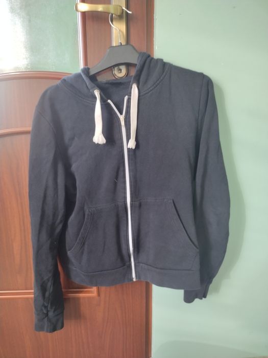 Bluza rozpinana z kapturem