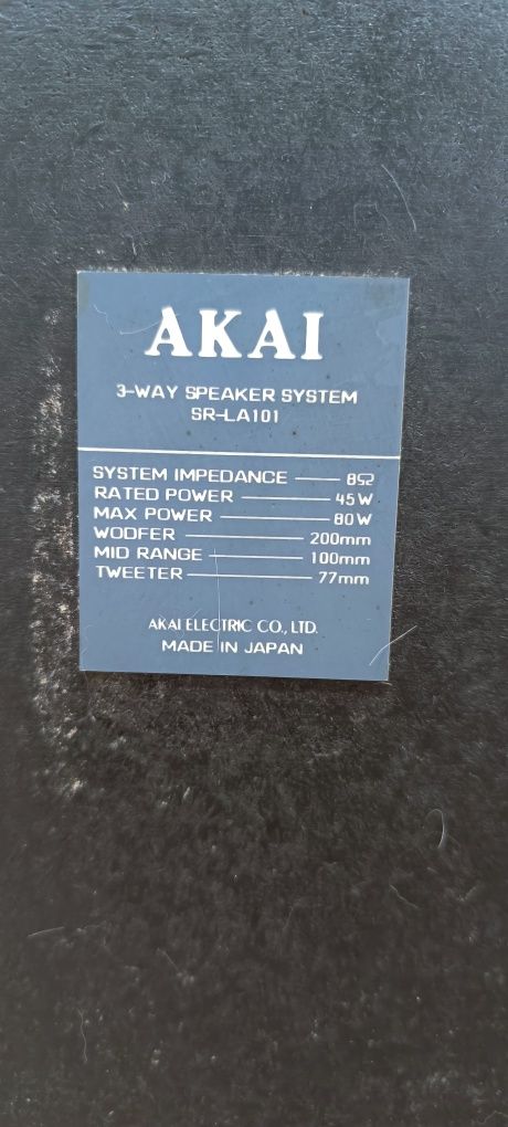 Colunas de som AKAI