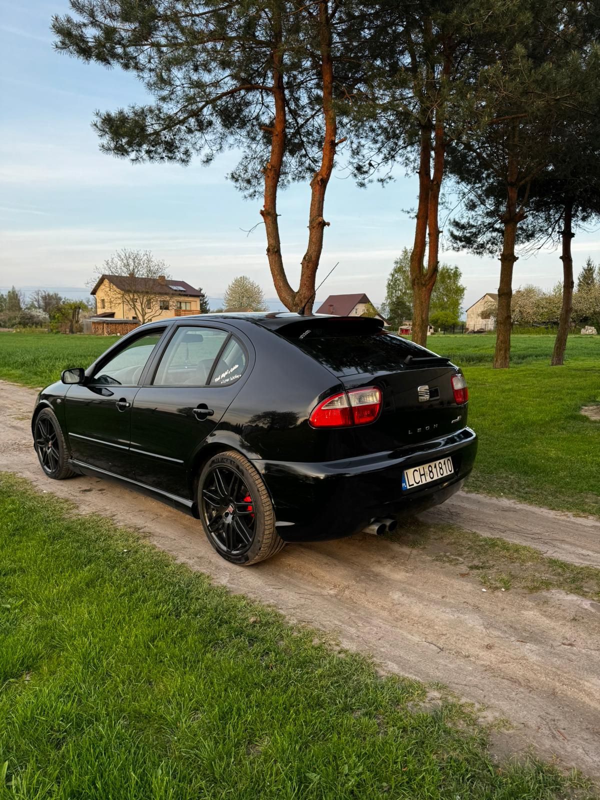 Seat Leon Black Cupra4 2.8 V6 114/200 LPG