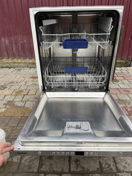 Посудомийна машина Siemens Вис 80 см шир 60 см.