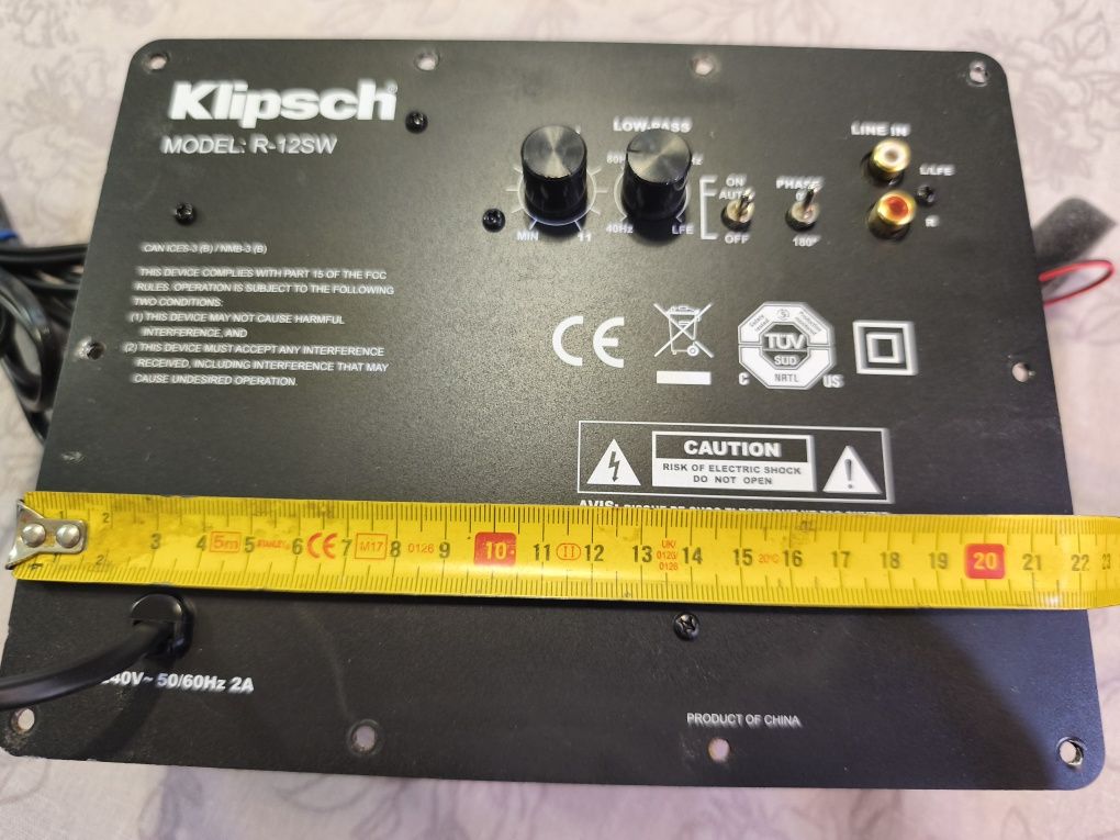 Klipsch R-12SW elektronika, wzmacniacz subwoofera.