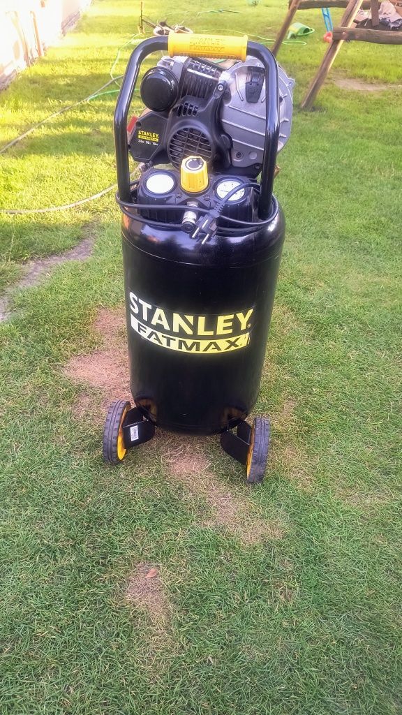 Kompresor Stanley Fatmax 50l. Pionowy. Stan idealny