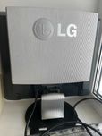 Lg Flatron L1730S не дуже робочий