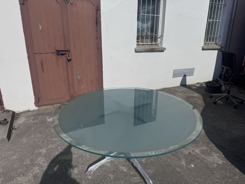 Vitra okrągły szklany stół fi 152cm