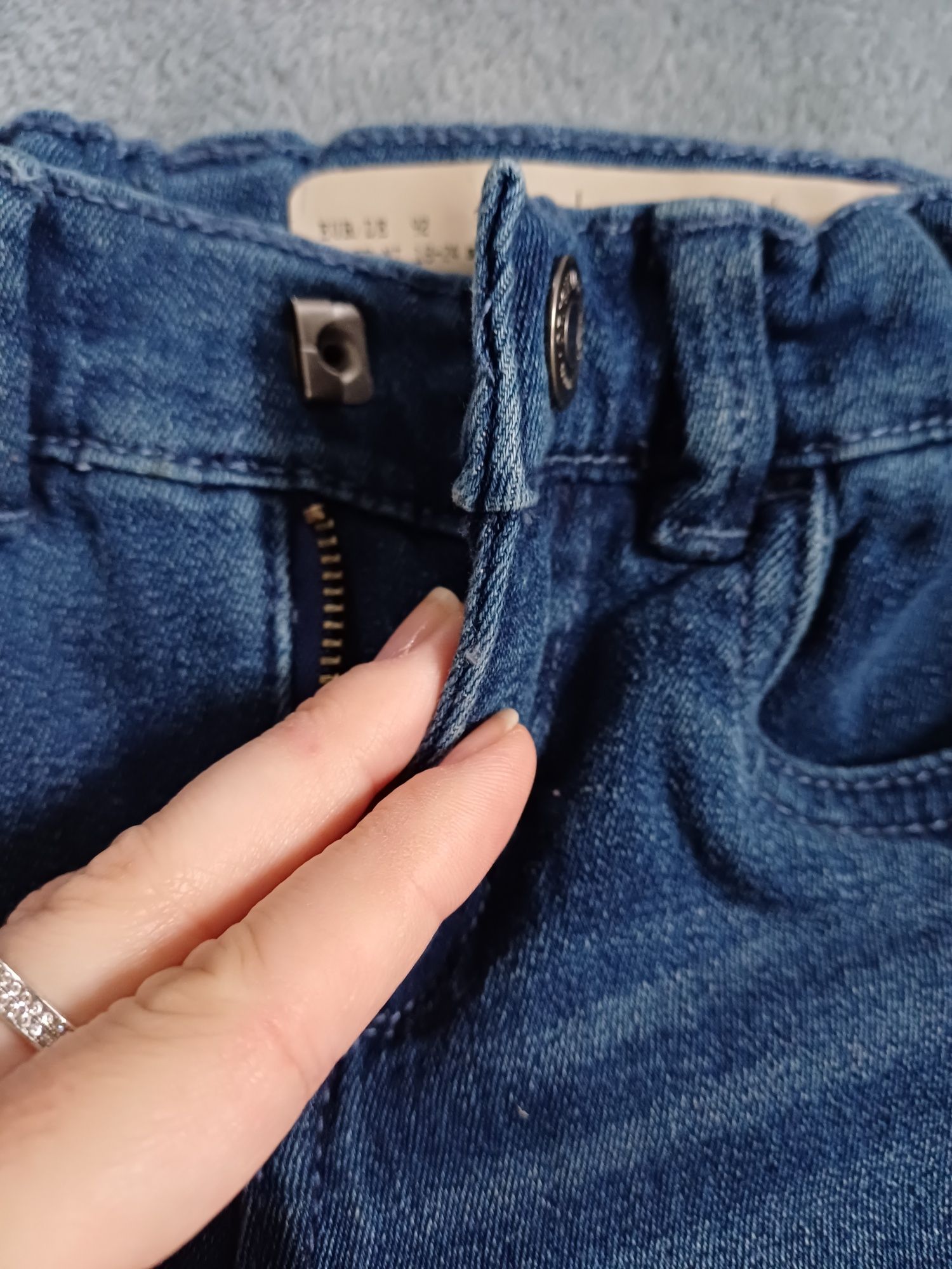 Spodnie dżinsowe niemowlęce r.92