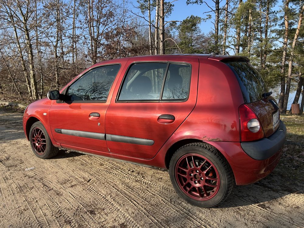Renault Clio II 1.6 16V 107hp